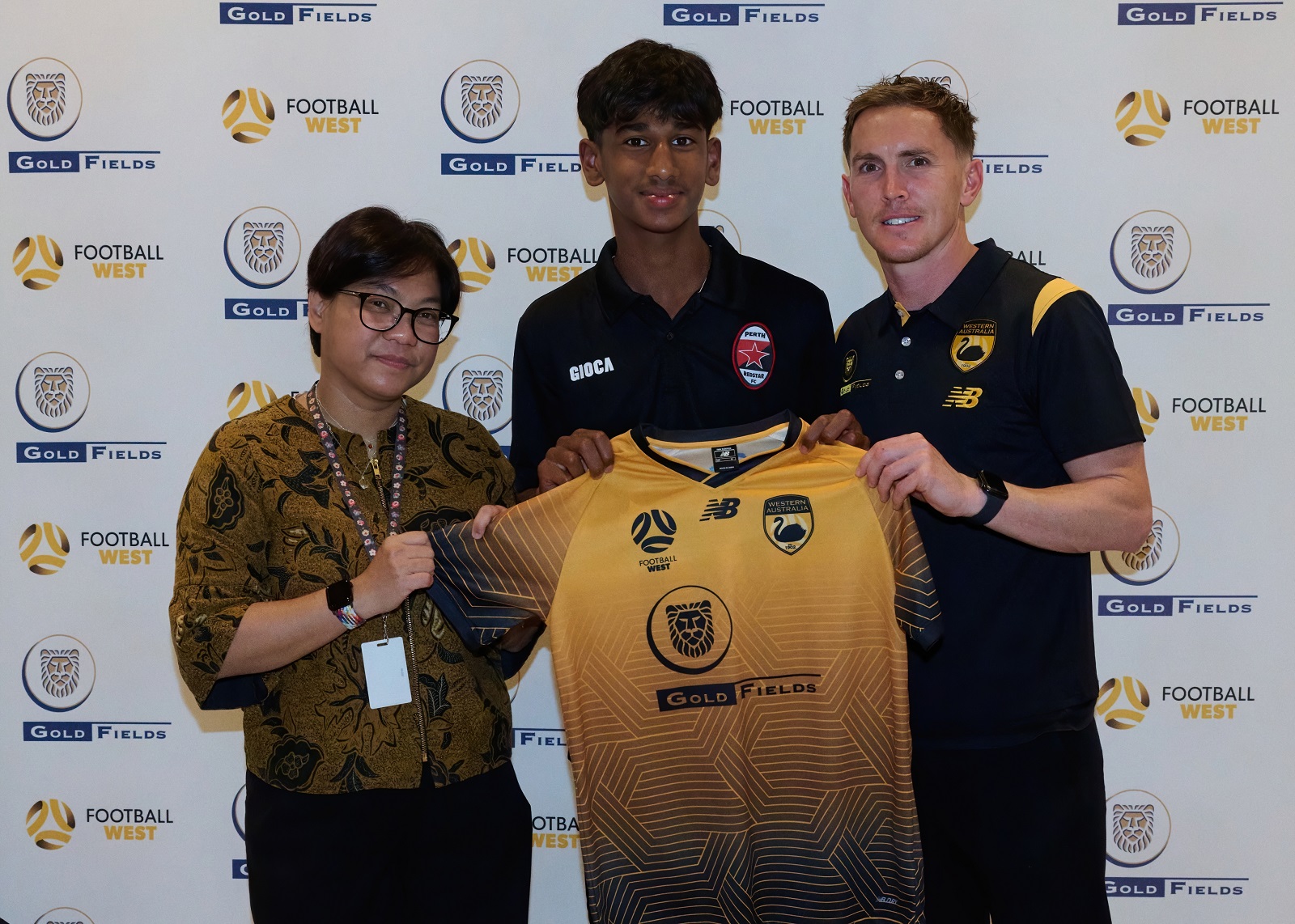 Gold FIelds WA Under 14s Boys Jakarta Indonesian Consul General in Perth Listiana Operananta  Neil Kilkenny