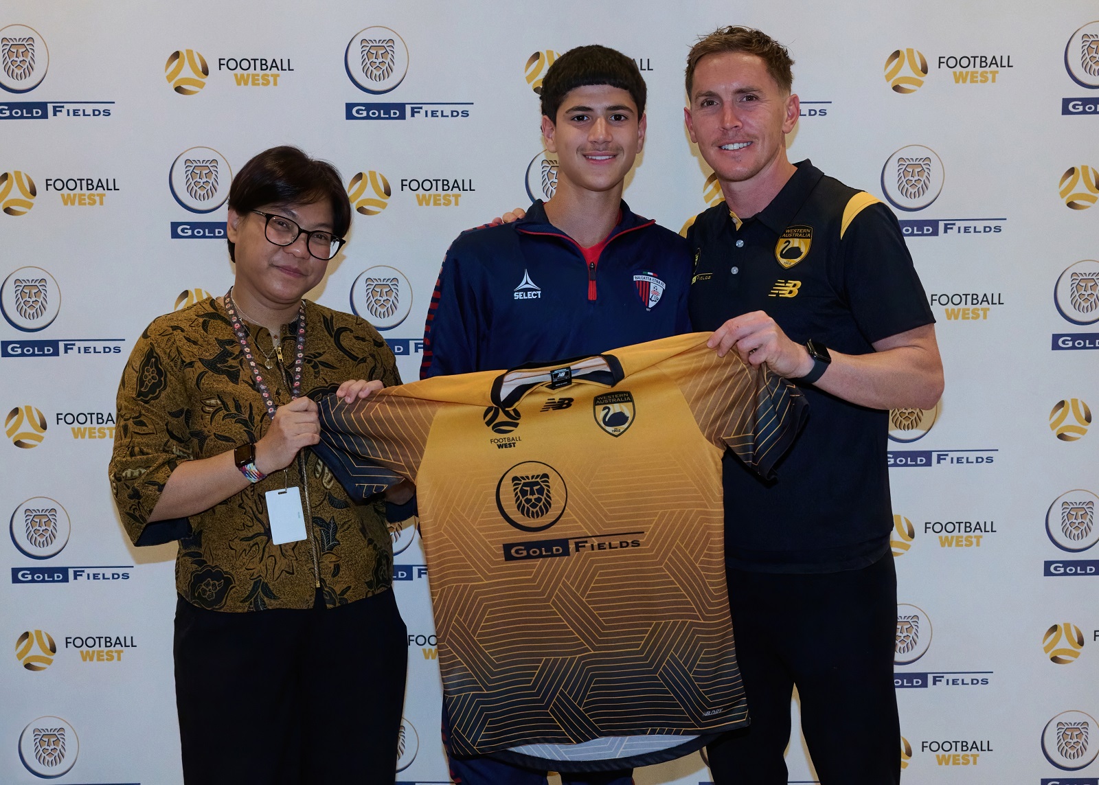 Gold FIelds WA Under 14s Boys Jakarta Indonesian Consul General in Perth Listiana Operananta  Neil Kilkenny