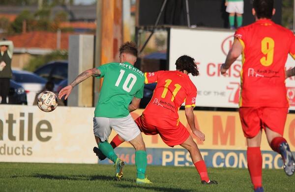 Hurley hat-trick as Knights extend leadv