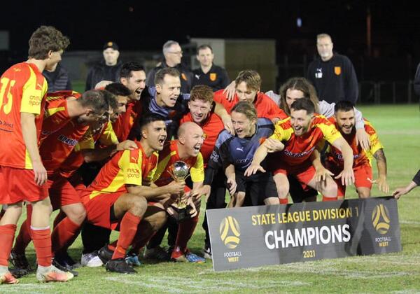 Stirling Lions receive Division One trophy