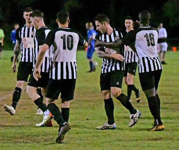 Swan win in playoff. Photo by  Colin Feilen