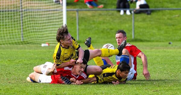 Western Knights 3-0 Forrestfield United